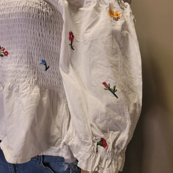 Pink Diamond Floral Off-Shoulder - Picture 5 of 7